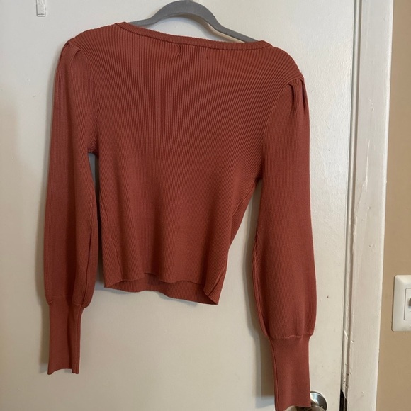 Cropped long sleeve shirt - Picture 3 of 3
